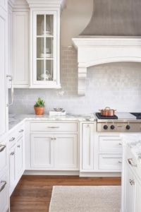 retro biela kuchyňa